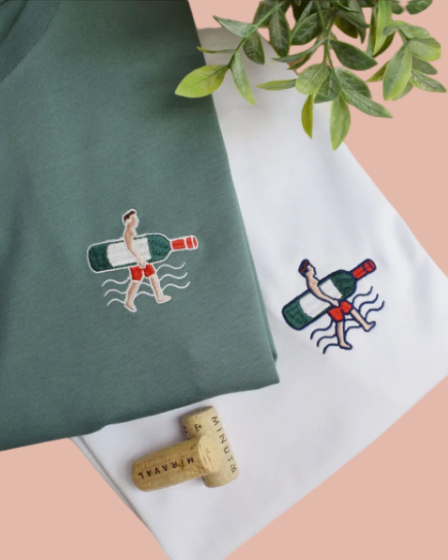 Geborduurd T-Shirt | Surf & Wijn