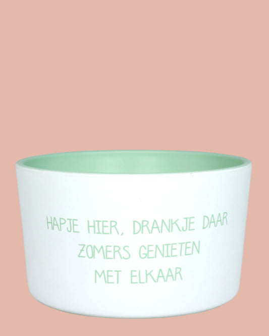 Buitenkaars Hapje hier, drankje daar